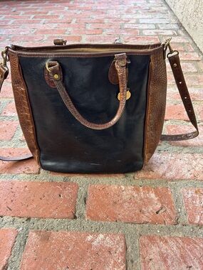 BEAUTIFUL Brahmin Black and Brown Leather Tote BAG with Croc 🐊 sides / accents